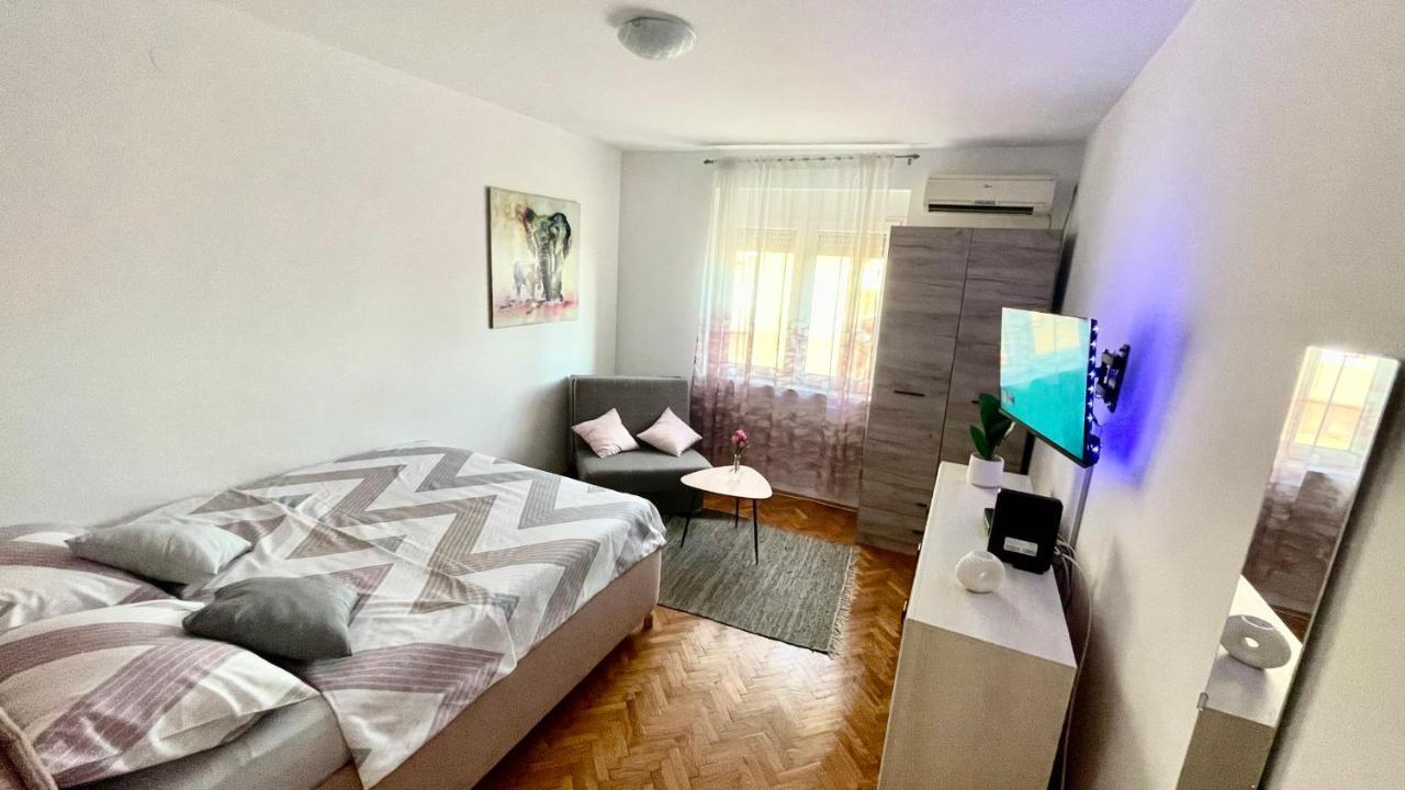 Sweet Venac Apartment Beograd Bagian luar foto